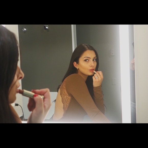 Meet your Posher, Starra - Picture 1 of 1